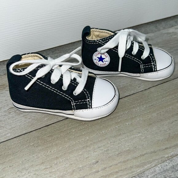 Converse Other - Baby Chuck Taylor All Star Cribster Canvas Black/White Size 3